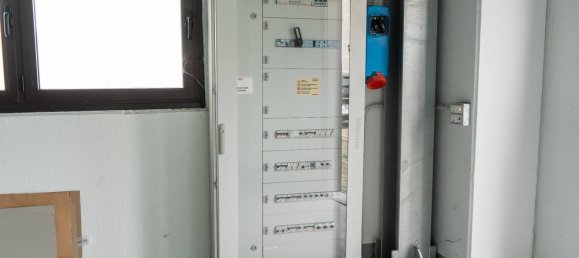 Entrepôt à Como, Italy 950m² No. 89951 23