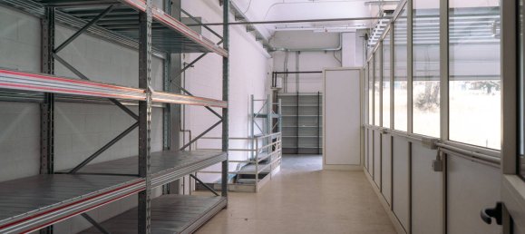 Entrepôt à Como, Italy 950m² No. 89951 12