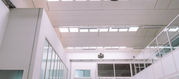 Entrepôt à Como, Italy 950m² No. 89951 27