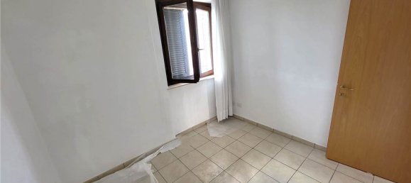 Apartamento de 2 dormitorios en Porto San Giorgio, Italy No. 73806 18