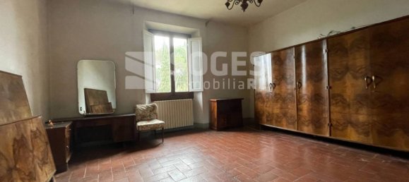 3 bedrooms Apartment in Florence, Italy No. 145578 5