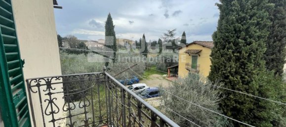 3 bedrooms Apartment in Florence, Italy No. 145578 9