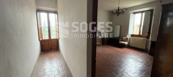 3 bedrooms Apartment in Florence, Italy No. 145578 8