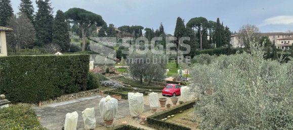 3 bedrooms Apartment in Florence, Italy No. 145578 22