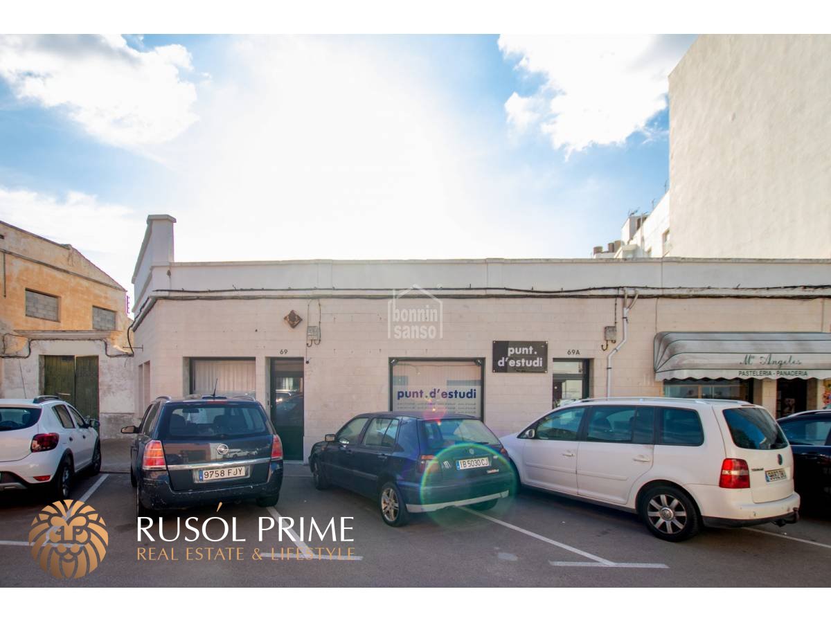 Коммерческая недвижимость 112м² в Маон, Испания № 1954