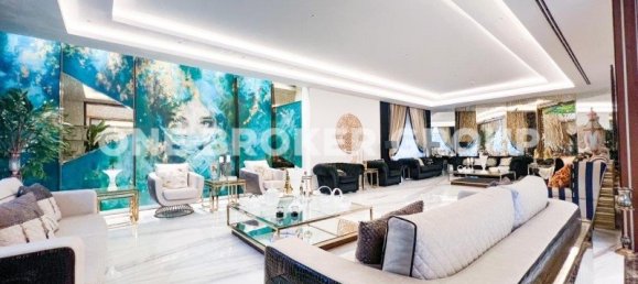 6 bedrooms Villa in Dubai, UAE No. 1170 6