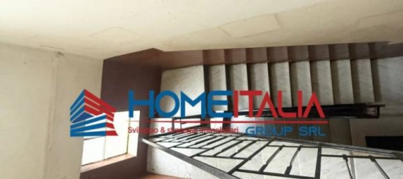 Apartamento de 2 dormitorios en Palermo, Italy No. 335152 3