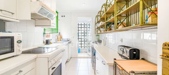 Apartamento de 2 dormitorios en Marbella, Spain No. 116215 10