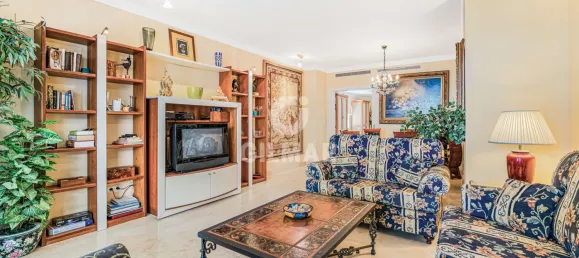 Apartamento de 2 dormitorios en Marbella, Spain No. 116215 5