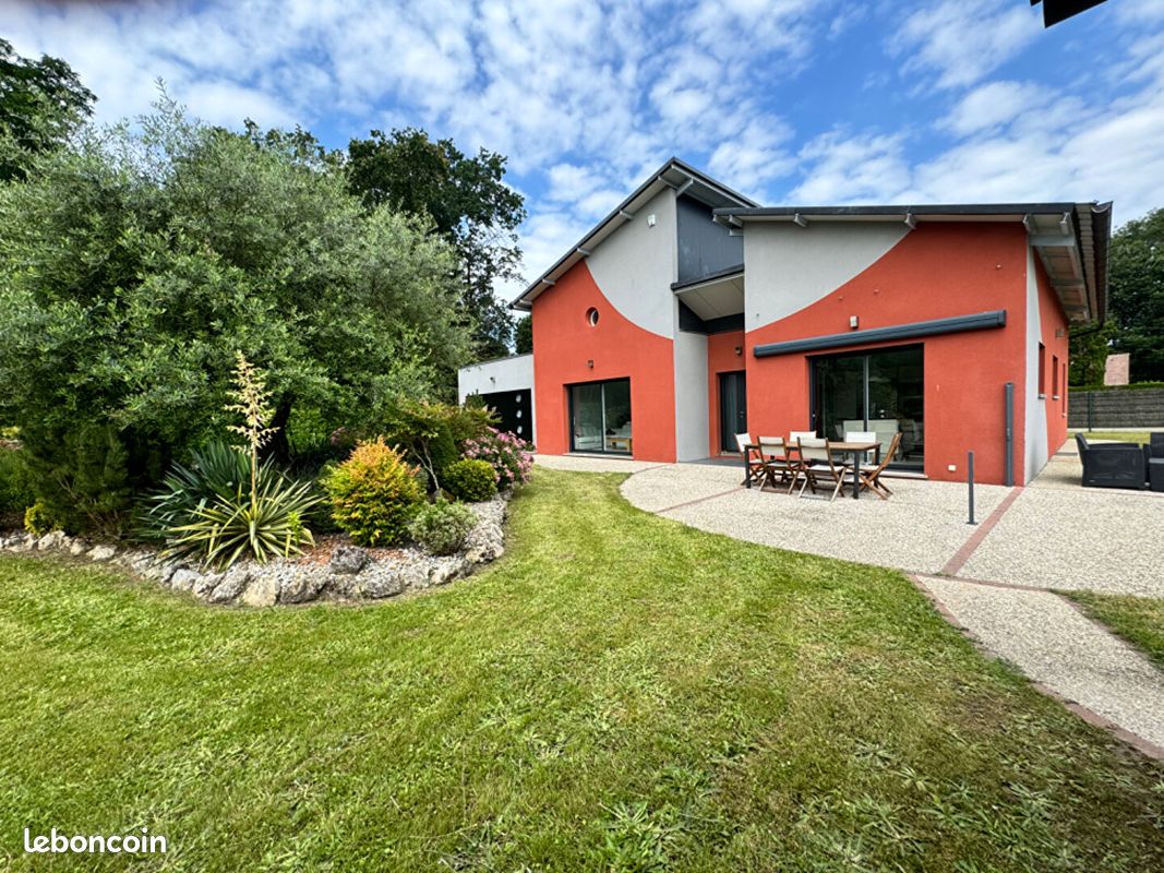 4 Schlafzimmer Haus in Saint-Pryve-Saint-Mesmin, France, Nr. 89074