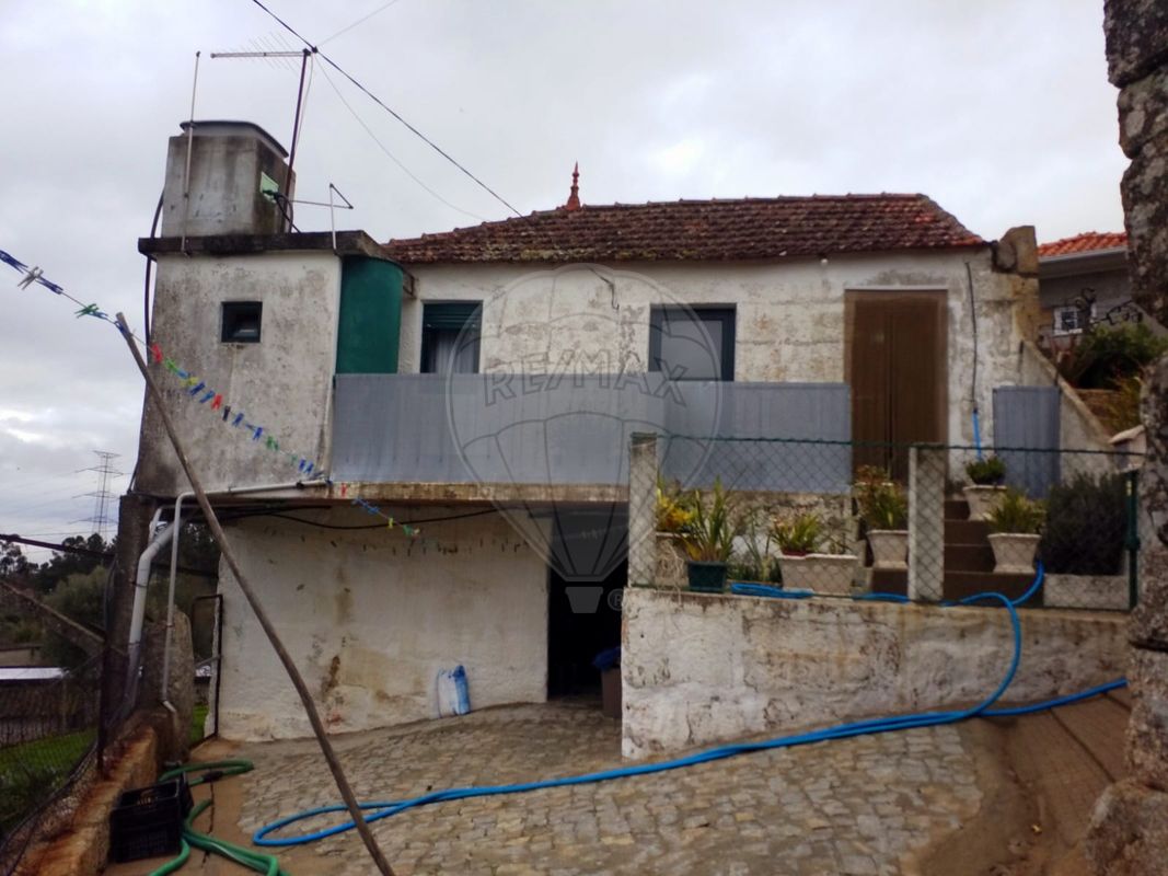 2 bedrooms House in Soalhaes, Portugal No. 24943