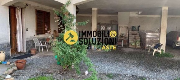 10 rooms Apartment in Borgo d'Ale, Italy No. 43791 7