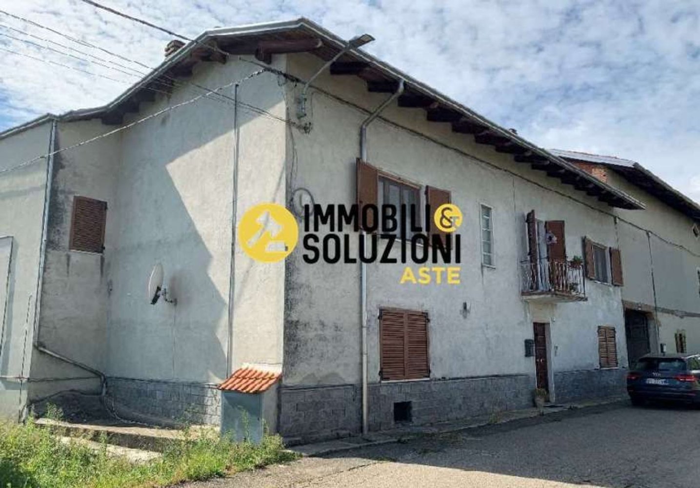 10 rooms Apartment in Borgo d'Ale, Italy No. 43791