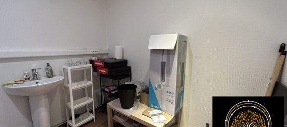 Büro in Rouvroy, France 208m², Nr. 69559 17