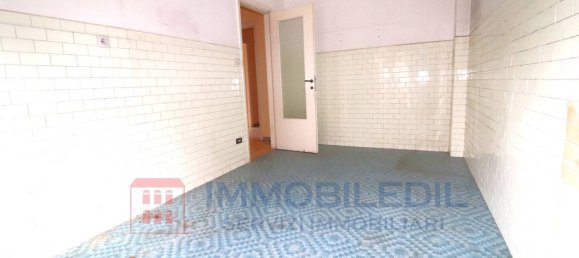 2 bedrooms Apartment in Rome, Italy No. 329273 15