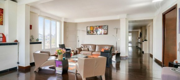 4 Schlafzimmer Schlösser in Saint-Cloud, France, Nr. 187611 9