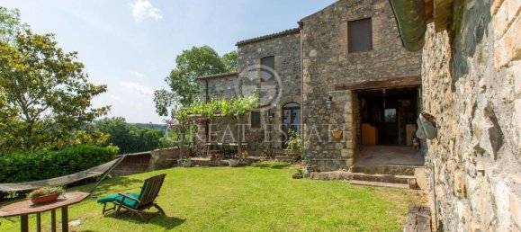 Casa de 4 dormitorios en Orvieto, Italy No. 172571 2