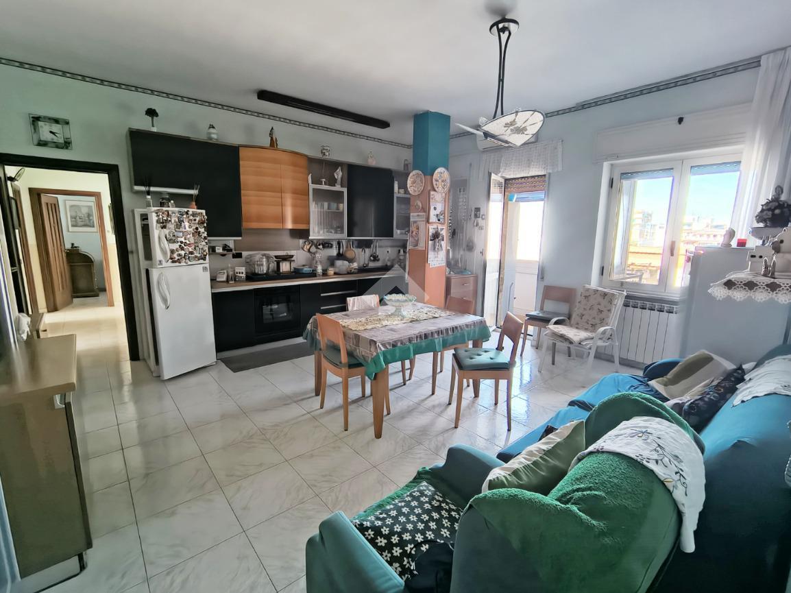 Apartamento de 5 habitaciónes en Pomigliano d'Arco, Italy No. 2311