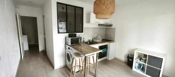 1 bedroom Apartment in Reze, France No. 303562 2