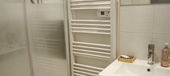 1 bedroom Apartment in Reze, France No. 303562 7