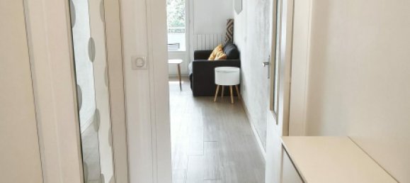 1 bedroom Apartment in Reze, France No. 303562 8