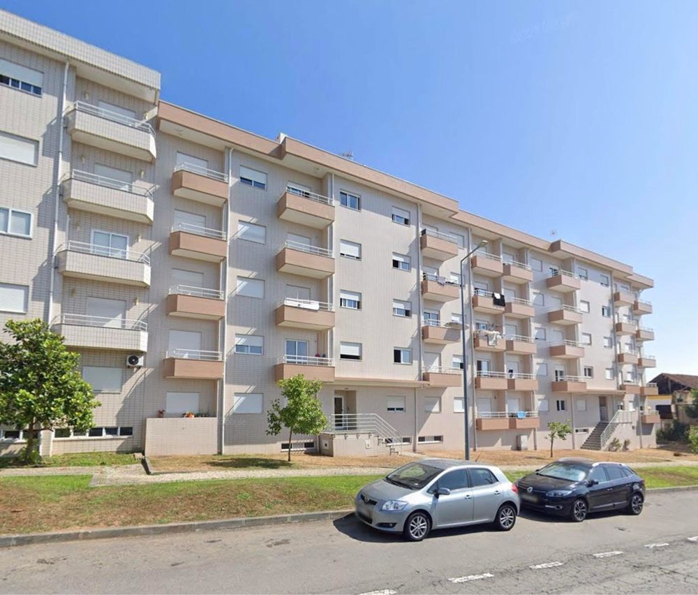 3 bedrooms Apartment in Oliveira de Azemeis, Portugal No. 337813