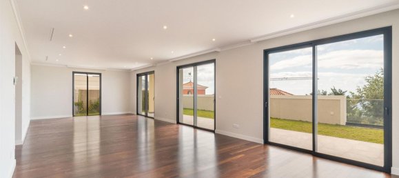 Casa de 3 dormitorios en Funchal, Portugal No. 94293 3