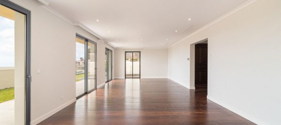 Casa de 3 dormitorios en Funchal, Portugal No. 94293 4