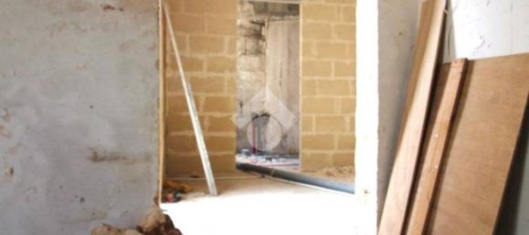 Estudio en San Michele Salentino, Italy No. 37407 13