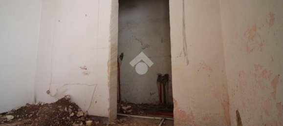 Estudio en San Michele Salentino, Italy No. 37407 9