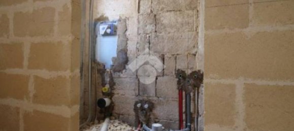 Estudio en San Michele Salentino, Italy No. 37407 16