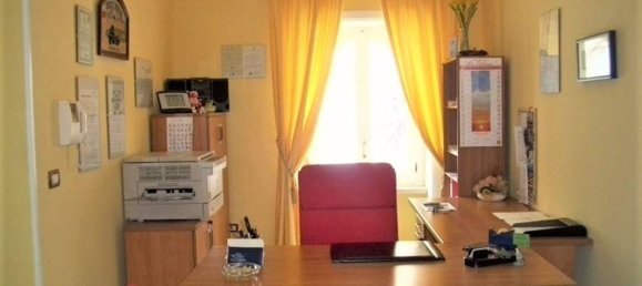 6 rooms Apartment in Scerni, Italy No. 223136 10