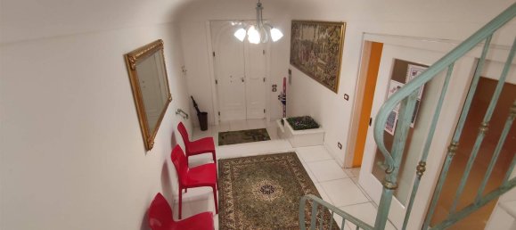 6 rooms Apartment in Scerni, Italy No. 223136 18