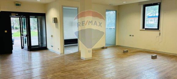 1 room Commercial property in Assisi, Italy No. 50293 10