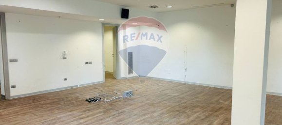 1 room Commercial property in Assisi, Italy No. 50293 6