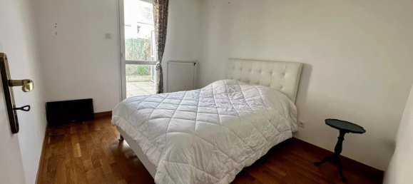 Apartamento de 1 dormitorio en Orleans, France No. 64591 17