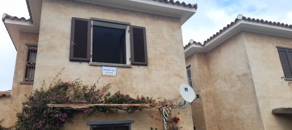 Квартира с 3 комнатами в Арцакена, Италия № 210738 44