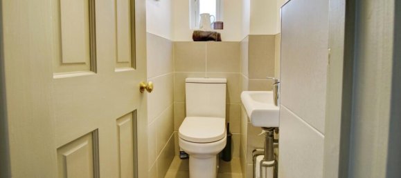 3 bedrooms Commercial property in Sevenoaks, United Kingdom No. 10468 15