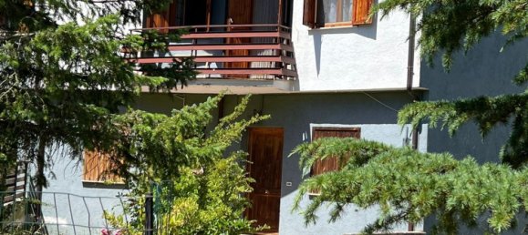 Dúplex de 3 habitaciónes en Massa d'Albe, Italy No. 254456 13