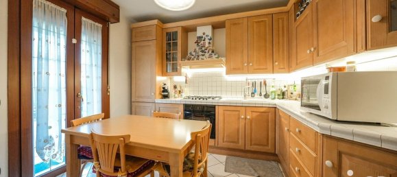 Casa de 4 habitaciónes en Fiscaglia, Italy No. 263251 5