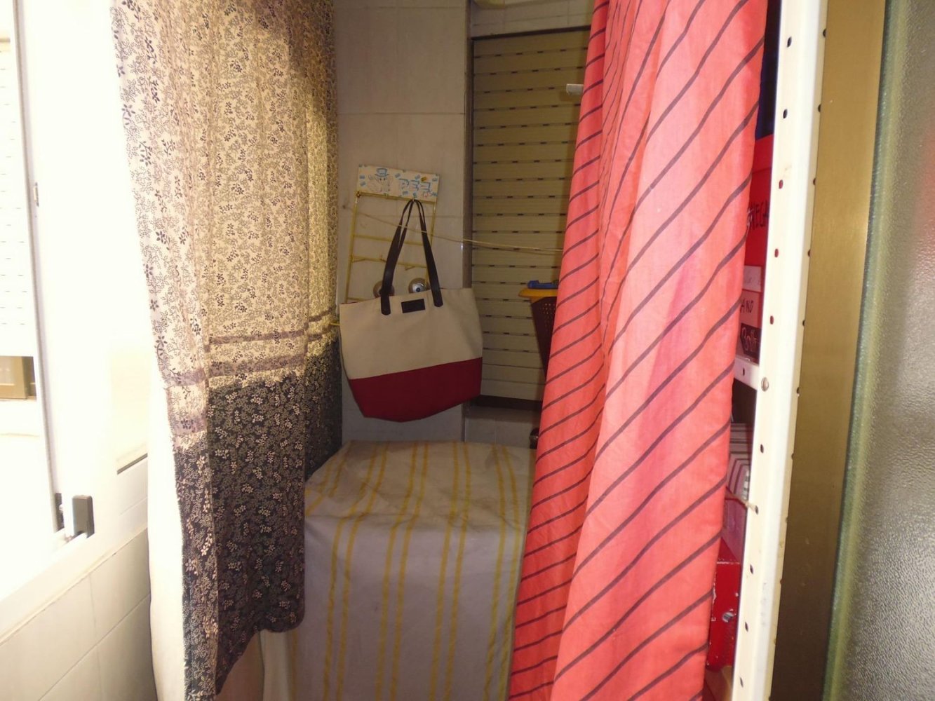 4 bedrooms Apartment in Alicante, Spain No. 30487