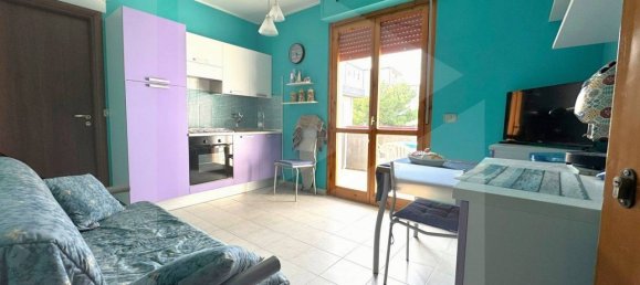 3 rooms Apartment in Campomarino, Italy No. 25358 2