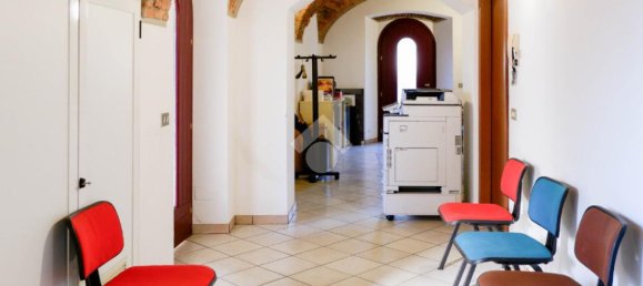 Oficina de 2 habitaciónes en Chiari, Italy No. 54746 15