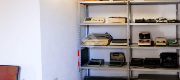 Oficina de 2 habitaciónes en Chiari, Italy No. 54746 8