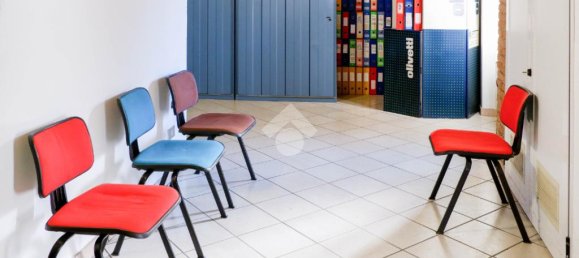 Oficina de 2 habitaciónes en Chiari, Italy No. 54746 13