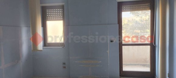 4 rooms Apartment in Reggio Calabria, Italy No. 149069 17