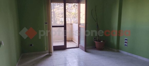4 rooms Apartment in Reggio Calabria, Italy No. 149069 11