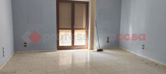 4 rooms Apartment in Reggio Calabria, Italy No. 149069 14