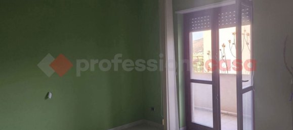 4 rooms Apartment in Reggio Calabria, Italy No. 149069 9