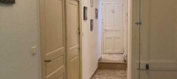 Edificio de 1 dormitorio en Pont-de-Veyle, France No. 202797 4